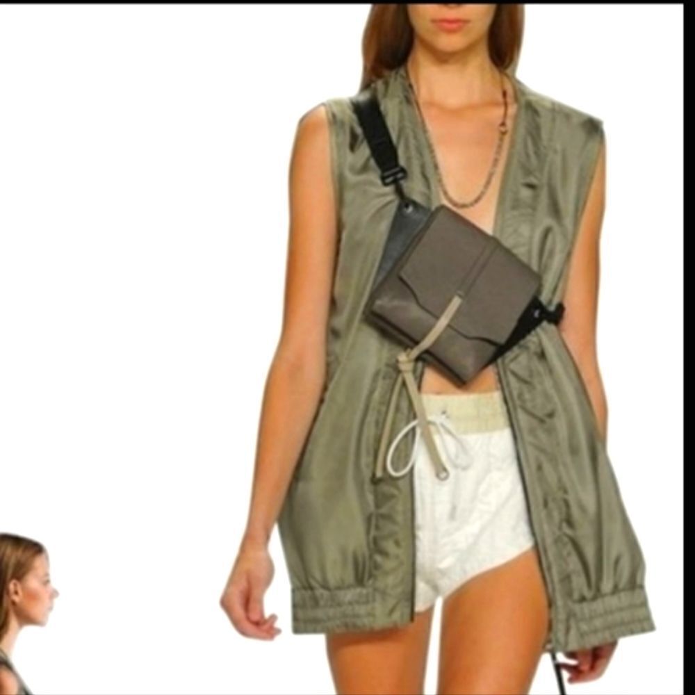 Rag & Bone SILK New Runway   Zig Zag Vest Vitiver Jacket in Sage